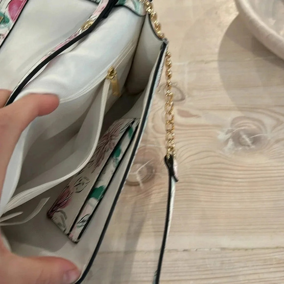 Floral Purse - Picture 10 of 12